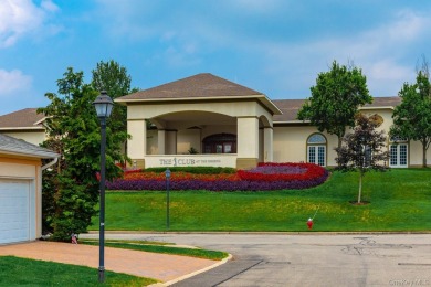 Welcome to luxury living at its finest in this beautifully on The Greens At Half Hollow in New York - for sale on GolfHomes.com, golf home, golf lot