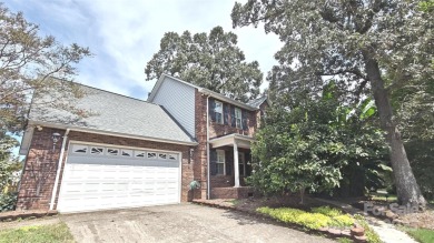 Stunning 3BR/2.5BA Residence in Sought-After Corbin Hills - Golf on Corbin Hills Golf Club in North Carolina - for sale on GolfHomes.com, golf home, golf lot