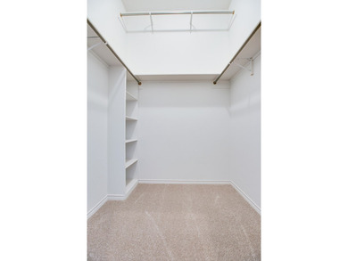 This stunning 5-bdrm, 3.5-bath home has been beautifully on Bentwood Country Club in Texas - for sale on GolfHomes.com, golf home, golf lot