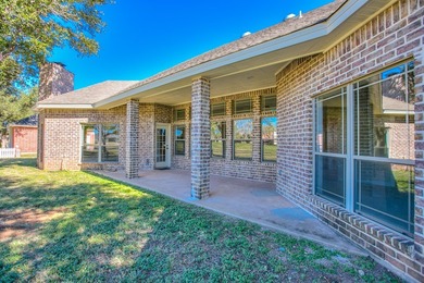 This stunning 5-bdrm, 3.5-bath home has been beautifully on Bentwood Country Club in Texas - for sale on GolfHomes.com, golf home, golf lot