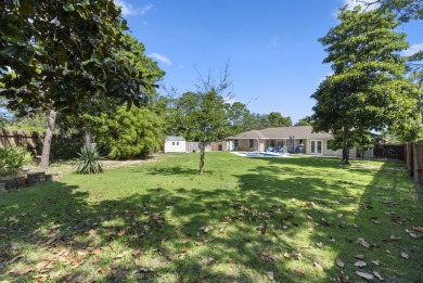 Priced to sell!! Do not wait -- schedule your appointment today on Emerald Bay Golf Club in Florida - for sale on GolfHomes.com, golf home, golf lot