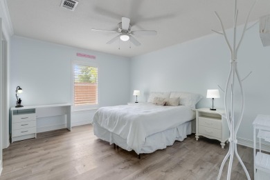 Just reduced $125,000! Priced to sell!! Do not wait -- schedule on Emerald Bay Golf Club in Florida - for sale on GolfHomes.com, golf home, golf lot