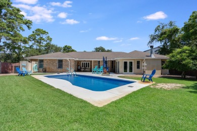 Just reduced $125,000! Priced to sell!! Do not wait -- schedule on Emerald Bay Golf Club in Florida - for sale on GolfHomes.com, golf home, golf lot