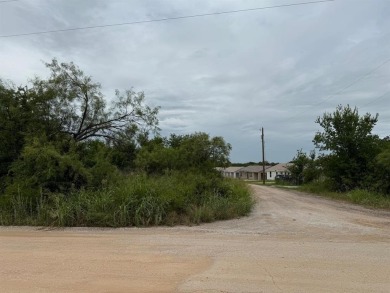 Beautiful 0.37-acre  lot in the lakeside community of Runaway on The Club At Runaway Bay in Texas - for sale on GolfHomes.com, golf home, golf lot