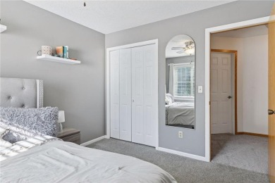Don't miss this delightful 2BR/2BA Inver Grove Heights townhome! on Arbor Pointe Golf Club in Minnesota - for sale on GolfHomes.com, golf home, golf lot