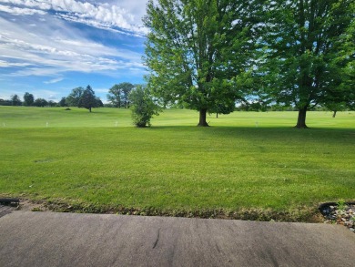 Golf course view condominium!  Adjacent to Lacoma Golf Course on Lacoma Golf Club in Illinois - for sale on GolfHomes.com, golf home, golf lot