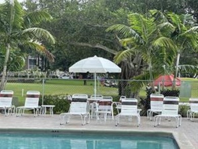 A FULLY REMODELED UNIT, IT IS BRIGHT AND HAS GREAT VIEWS on Jacaranda Golf Club in Florida - for sale on GolfHomes.com, golf home, golf lot