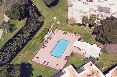 A FULLY REMODELED UNIT, IT IS BRIGHT AND HAS GREAT VIEWS on Jacaranda Golf Club in Florida - for sale on GolfHomes.com, golf home, golf lot