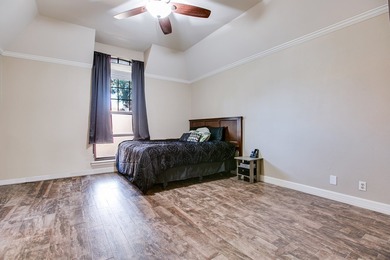 Beautiful low maintenance townhouse in Bentwood Country Club! on Bentwood Country Club in Texas - for sale on GolfHomes.com, golf home, golf lot