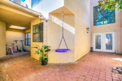 Beautiful low maintenance townhouse in Bentwood Country Club! on Bentwood Country Club in Texas - for sale on GolfHomes.com, golf home, golf lot