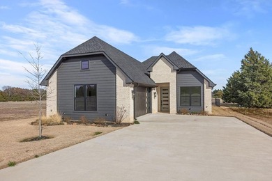 Come live in prestigious Rock Creek Resort! This top ranked golf on Rock Creek Golf Club in Texas - for sale on GolfHomes.com, golf home, golf lot