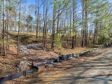 Gorgeous, large lot ready for you to bring your builder and get on Cherokee Ridge Country Club in Alabama - for sale on GolfHomes.com, golf home, golf lot