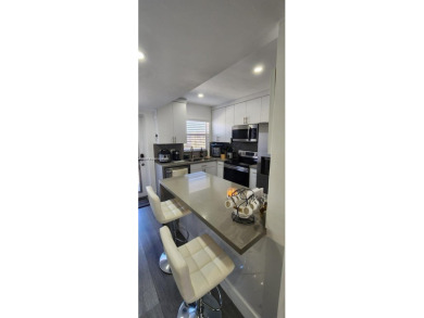 This aparment offers 2 bedrooms, 2baths updated, remodeled on Sunrise Lakes Phase III in Florida - for sale on GolfHomes.com, golf home, golf lot