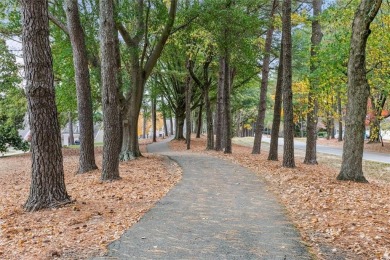 Spring will be beautiful in this spacious end-unit townhome with on Kingsmill Resort and Golf Club in Virginia - for sale on GolfHomes.com, golf home, golf lot