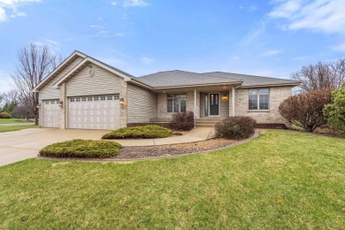 This meticulously maintained ranch home offers 4 bedrooms, 3.5 on Sun Prairie Golf Course in Wisconsin - for sale on GolfHomes.com, golf home, golf lot