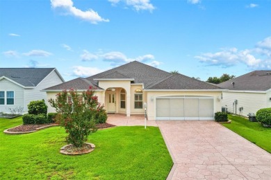 BOND PAID! ROOF 2020. 3/2 stretched Gardenia in the Village of on The Links of Spruce Creek in Florida - for sale on GolfHomes.com, golf home, golf lot
