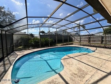 Motivated Seller is offering 10K toward a buyers closing costs on Deltona Golf Club in Florida - for sale on GolfHomes.com, golf home, golf lot