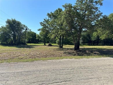 Perfect to build your dream home! Check out this beautiful lot on The Club At Runaway Bay in Texas - for sale on GolfHomes.com, golf home, golf lot