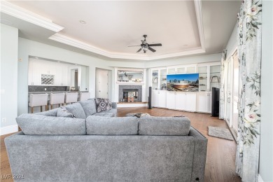 Stunning penthouse in a private resort style community in on Badlands Golf Club in Nevada - for sale on GolfHomes.com, golf home, golf lot