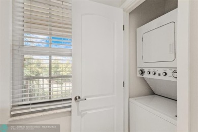 Move right away into this spacious and bright, beautifully on Palm-Aire Country Club and Resort - The Oaks in Florida - for sale on GolfHomes.com, golf home, golf lot
