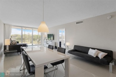 Move right away into this spacious and bright, beautifully on Palm-Aire Country Club and Resort - The Oaks in Florida - for sale on GolfHomes.com, golf home, golf lot