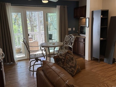 UNIQUE & UPDATED FEATURES just might be what you need!!!  Nice on Mountain Ranch Golf Club in Arkansas - for sale on GolfHomes.com, golf home, golf lot