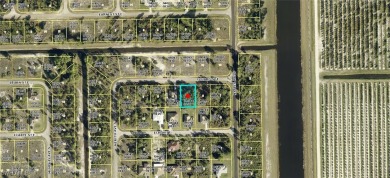 Excellent opportunity in an area with new construction homes on Mirror Lakes Golf Club in Florida - for sale on GolfHomes.com, golf home, golf lot