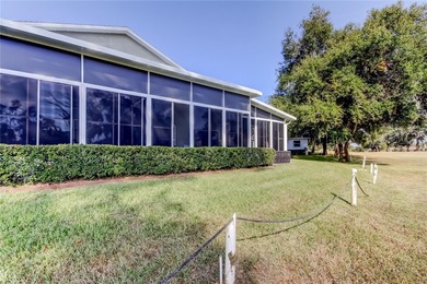 IF YOU ARE LOOKIG FOR AMAZING, WE'VE GOT IT! This move in ready on Meadow Oaks Golf and Country Club in Florida - for sale on GolfHomes.com, golf home, golf lot