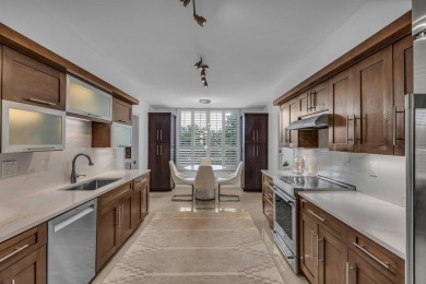 PRICED TO SELL. Bring your offers! At almost 2500 sqft of living on Boca Pointe Country Club in Florida - for sale on GolfHomes.com, golf home, golf lot