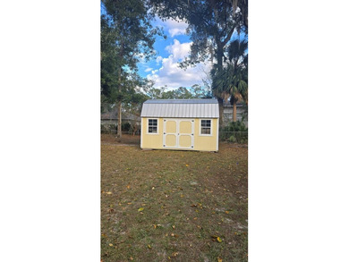 4BR/3BA CUSTOM HOME ON 1 ACRE | BUCK BAY SUBDIVISION. Just on Chiefland Golf and Country Club in Florida - for sale on GolfHomes.com, golf home, golf lot