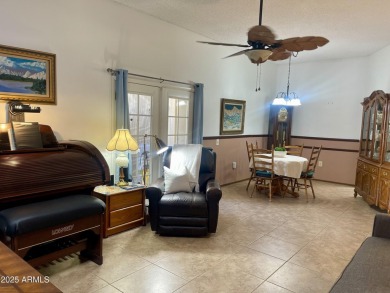 MOTIVATED SELLER, willing to CREDIT $5k at closing!!! This very on Sun City Lakes West and East in Arizona - for sale on GolfHomes.com, golf home, golf lot