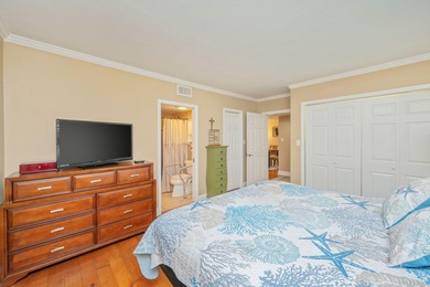Updated one-bedroom, one-bath condo in Leisure Condominiums with on Holiday Golf Club in Florida - for sale on GolfHomes.com, golf home, golf lot