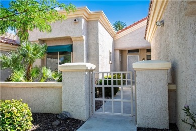 Beautifully updated townhome in the heart of Sun City Summerlin! on Eagle Crest Golf Club in Nevada - for sale on GolfHomes.com, golf home, golf lot