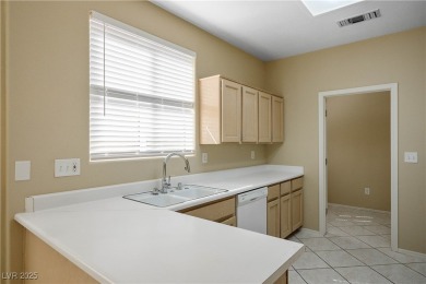 Beautifully updated townhome in the heart of Sun City Summerlin! on Eagle Crest Golf Club in Nevada - for sale on GolfHomes.com, golf home, golf lot