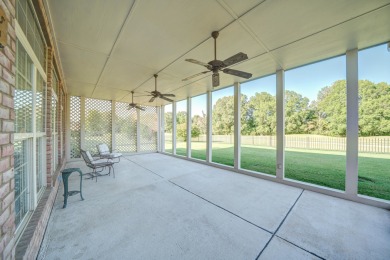 Stunning 5BD/2.1BA home in desirable Fairoaks subdivision on Fair Oaks Golf Club in Tennessee - for sale on GolfHomes.com, golf home, golf lot