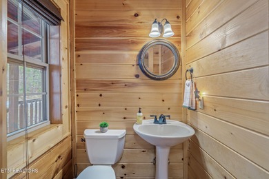 Welcome to The Cozy Cabin, a beautifully maintained mountain on Bent Creek Golf Course in Tennessee - for sale on GolfHomes.com, golf home, golf lot