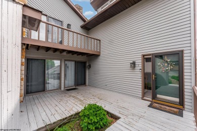 Welcome to this 2 bed, 3.5 bath contemporary end-unit townhome on Lakeview Golf Resort and Spa - Lakeview in West Virginia - for sale on GolfHomes.com, golf home, golf lot