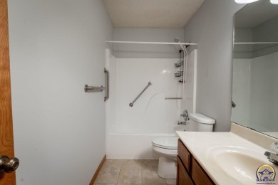 Don't miss this well-maintained and move-in-ready half-duplex on Lake Shawnee Golf Course in Kansas - for sale on GolfHomes.com, golf home, golf lot