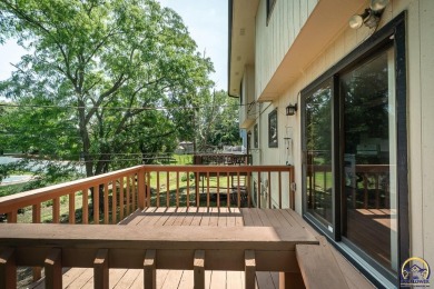 Don't miss this well-maintained and move-in-ready half-duplex on Lake Shawnee Golf Course in Kansas - for sale on GolfHomes.com, golf home, golf lot
