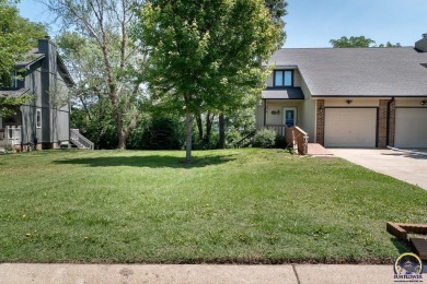 Don't miss this well-maintained and move-in-ready half-duplex on Lake Shawnee Golf Course in Kansas - for sale on GolfHomes.com, golf home, golf lot