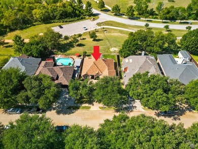 Completely rebuilt down to the studs just 3 years ago, this on Stewart Peninsula Golf Course in Texas - for sale on GolfHomes.com, golf home, golf lot