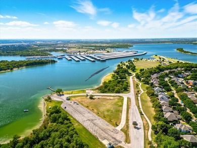 Completely rebuilt down to the studs just 3 years ago, this on Stewart Peninsula Golf Course in Texas - for sale on GolfHomes.com, golf home, golf lot