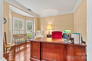 SELLERS HAVE PRICED THIS HOME TO REFLECT NEEDED UPDATES-your on Northstone Country Club in North Carolina - for sale on GolfHomes.com, golf home, golf lot