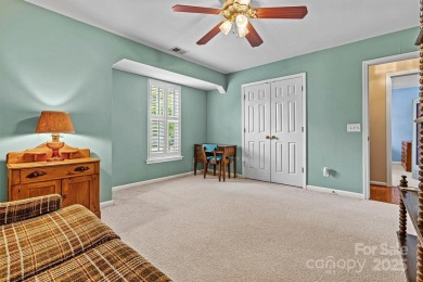 SELLERS HAVE PRICED THIS HOME TO REFLECT NEEDED UPDATES-your on Northstone Country Club in North Carolina - for sale on GolfHomes.com, golf home, golf lot