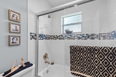 Stunning 2-bedroom, 2-bathroom condo in the highly desirable 55+ on Kings Point Golf -Flanders Way in Florida - for sale on GolfHomes.com, golf home, golf lot