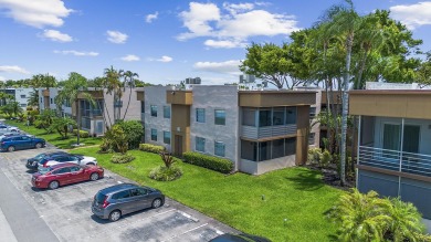 Stunning 2-bedroom, 2-bathroom condo in the highly desirable 55+ on Kings Point Golf -Flanders Way in Florida - for sale on GolfHomes.com, golf home, golf lot