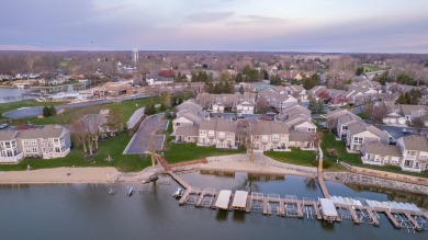 Completely updated Waterscape condo with scenic lake views! on Harbour Trees Golf Club in Indiana - for sale on GolfHomes.com, golf home, golf lot