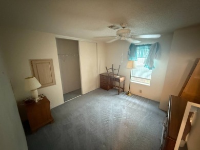 This well loved 2-bedroom, 2-bathroom Palm Harbor home is being on Del Tura Golf and Country Club in Florida - for sale on GolfHomes.com, golf home, golf lot