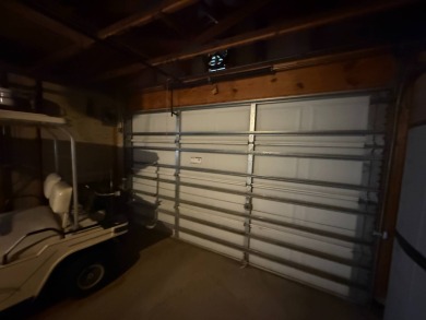 This well loved 2-bedroom, 2-bathroom Palm Harbor home is being on Del Tura Golf and Country Club in Florida - for sale on GolfHomes.com, golf home, golf lot