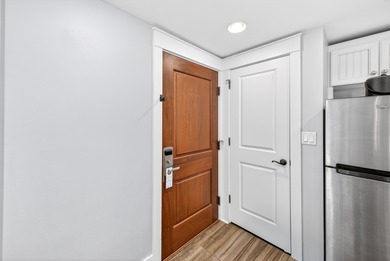 Located on the 3rd floor of Pilot House, this beautifully on Sandestin Golf and Beach Resort - Raven in Florida - for sale on GolfHomes.com, golf home, golf lot